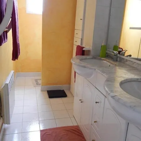 Villa Maison De Avec Piscine A 20min Des Plages *